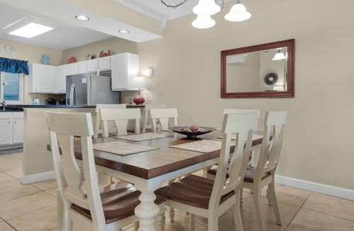 Ono Island Condo | Sandy Key 118: 3 BR/2 BA Beachfront in Perdido Key, FL On-Site Rental Office Sleeps 8