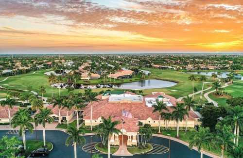 Tropical Cove Condo | Sandy Shores at Lexington CC Lake Village