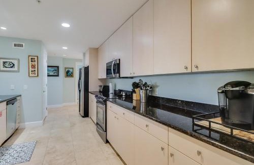 Biloxi House | Sandy Shores Condominium