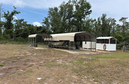 Perry House | Scallop and fish haven! Spring Warrior, Fla. 2bed/2bath mobile home. Much more.
