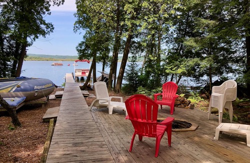 Arcadia House | Schoolhouse-Style Lakefront Near Crystal Mountain with Kayaks and Game Room