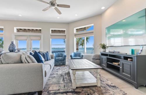 Caribbean Isle House | Sea Breeze