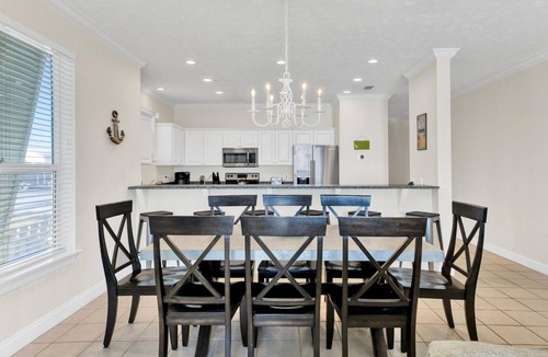Silver Sands Beach House | Sea Dreams - Amazing Beachfront 5 Bedroom Property with Gulf Front Private Pool