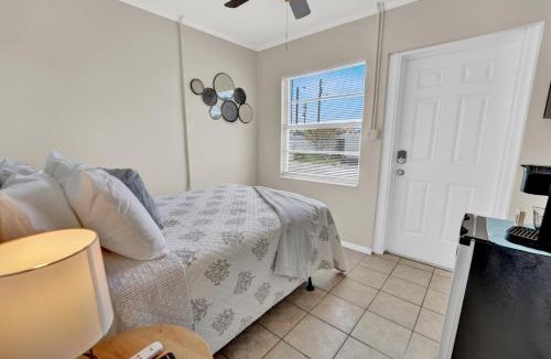 Crescent Beach Hotel | Sea Foam Suites