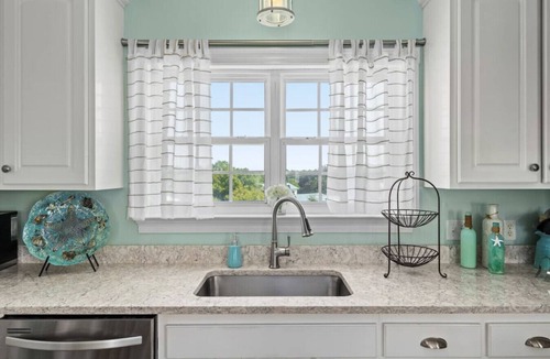 Lullwater Beach House | Sea-Jay: Bch Home, 150FT 2 Bch, Comm Pool, Bch Gear, FREE Activities, + More!