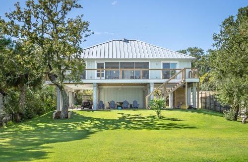 Alligator Point House | Sea La Vie-Brand New Dock Home on the Bay