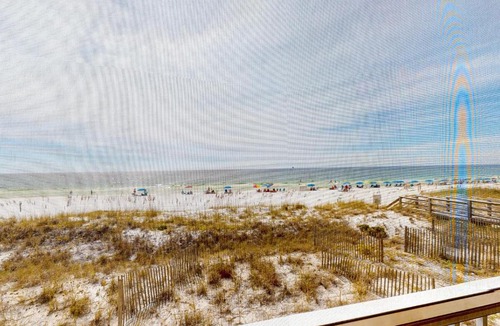 Crystal Beach Hotel | Sea Loft 103B