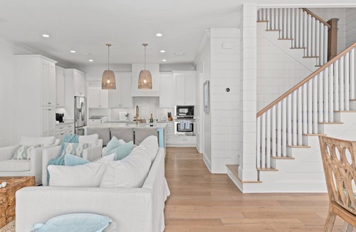 Lakeside at Blue Mountain Beach House | Sea Pointe Cottage – Stunning/Pet Friendly/4B 4.5B/6-Seater Golf Ct