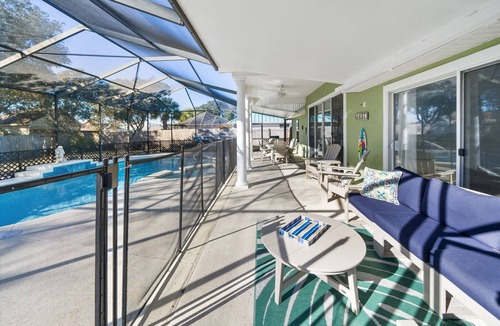 Fort Bay House | Sea-renity - 3 Br home by RedAwning