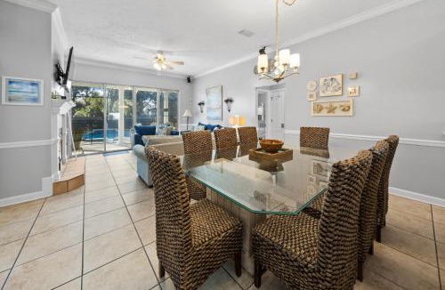 Fort Bay House | Sea-renity Home