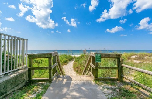 El Centro Beach Apartment | Seaglass Shack: Cozy Studio, Prvt Patio, Dogs OK, FREE Daily Activities, & More!