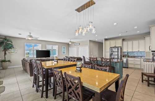 Fort Morgan House | Seas the Moment - Beautiful 5br/5ba Gulf Side Home Sleeping 12