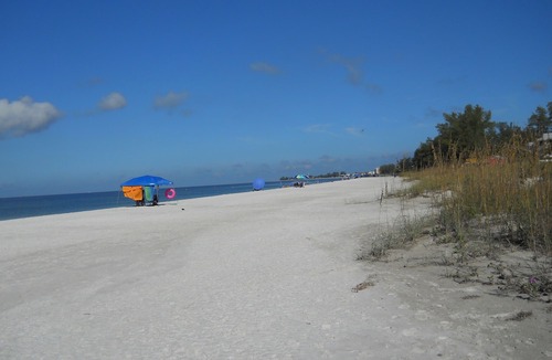 Holmes Beach Condo | Seaside Bungalow - Beautiful Gulf of Mexico beach and heated pool
