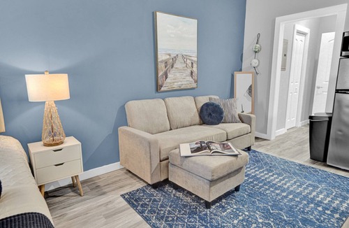 Fort Walton Beach Apartment | Seaside Escape