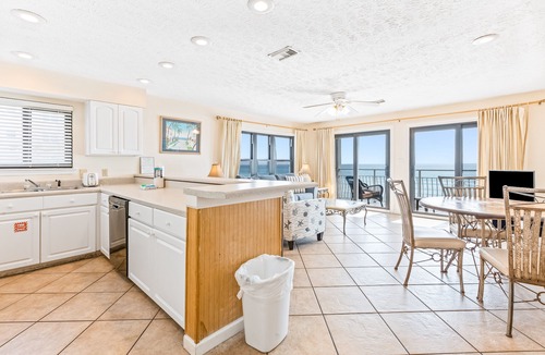Crystal Beach Condo | Second Floor Condo Many Amenities, Beach Access, Beach Equipment Included
