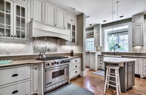 Forest District House | 'Serendipity' Beautiful 3BR Cottage Sleeps 8 *Close to Lazy River/Pool at Camp WaterColor*