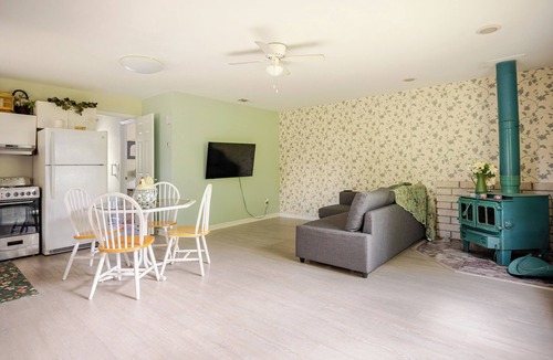 Thonotosassa Cottage | Serene 1-bedroom cottage with AC in charming Thonotosassa