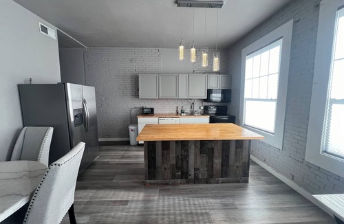 Hillsboro Apartment | Serene 2-bedroom apartment in charming Hillsboro