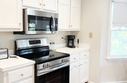 Hoover House | Serene 3-bedroom house in Vestavia Hills