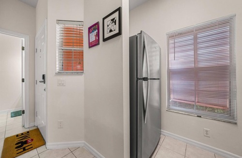 Sunset Lakes House | Serene 3BR Encantada Retreat with Private Pool Near Disney