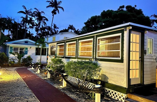 Key West Historic District Apartment | Serene Key West Studio with Poolside Peace