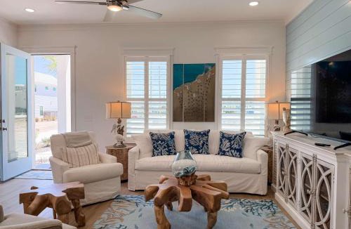 St. George Island House | Serenity by the Sea St George Island Pool Home