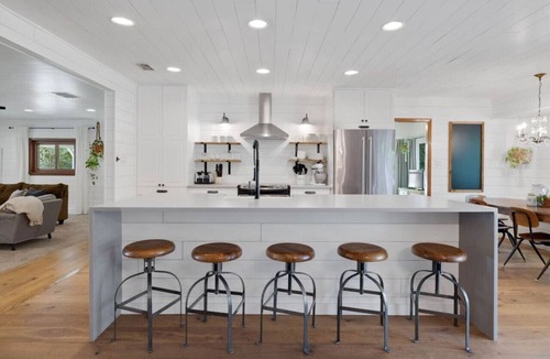 Georgetown House | `Serenity On The San Gabriel` Pet-Friendly! Riverfront! Kayaks! Bikes!