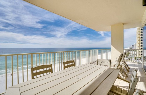 Bel Air Condo | Seventh Heaven! West Facing Corner Unit. Beautiful Views All Around!
