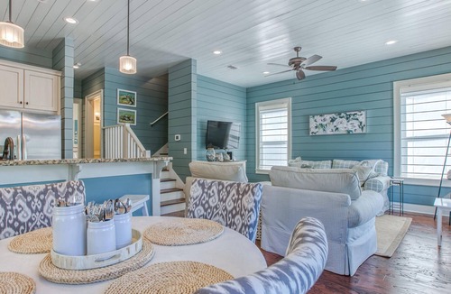 Lakeside at Blue Mountain Beach House | Shades of Blue, beautiful 4 bedroom home in Blue Mountain Beach! New rental!