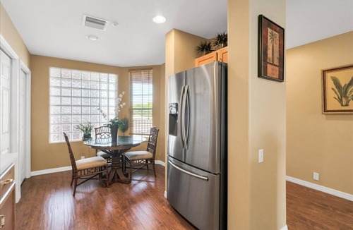 Tropical Cove Condo | Shady Palms Retreat at Lexington CC Lake Village