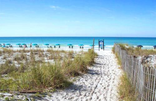 Villages of Crystal Beach House | Shell Yeah!