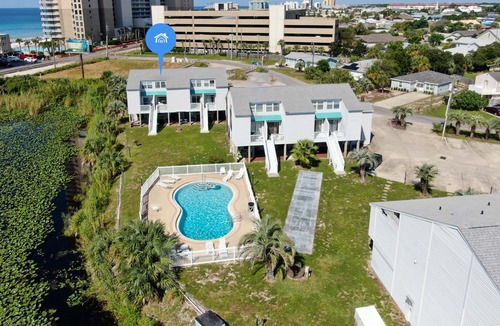 El Centro Beach Condo | Short Walk to the Shore, 2-Story Beach Condo, Community Swimming Pool, Beach Vibes at Lullwater 437