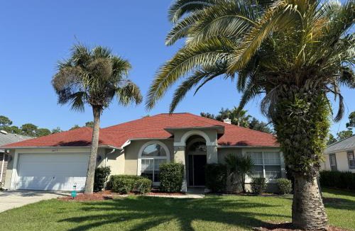 Ono Island House | Single-level home with fenced yard private pool & washer&dryer