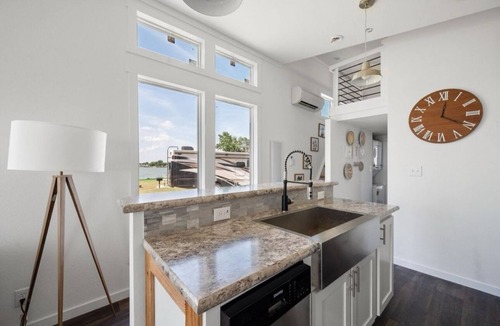 Kerens House | Site 93 @ Peninsula point