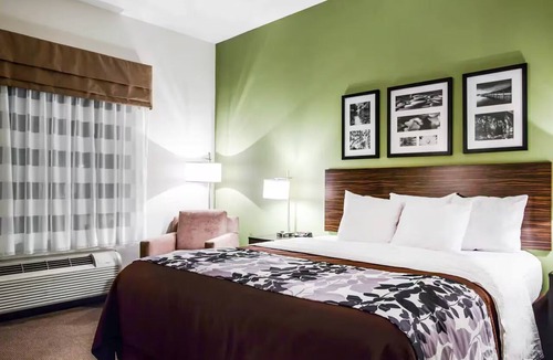 Marion Hotel | Sleep Inn & Suites Marion - Military Institute