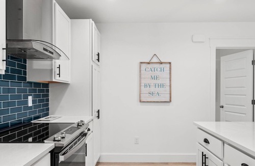 Mexico Beach House | Sleeps 10, Pet Friendly, Fully Fenced Back Yard!