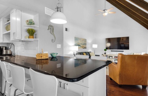 Frangista Beach Condo | Sleeps 8 w/Resort Pools, Tennis, Golf & Beach Access + Attraction Tickets!