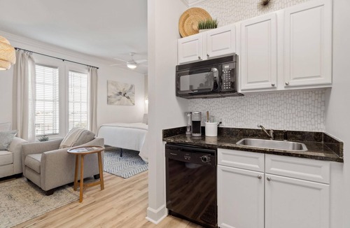 Rosemary Beach Condo | "Slice of Paradise 30A" #476 Studio Sleeps 4
