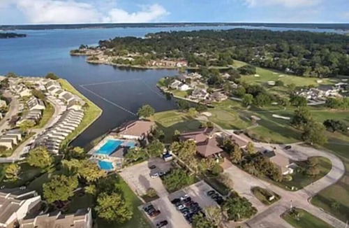 April Sound House | Slice of Paradise at Nora's Lake House near Conroe with private Pool and SPA!