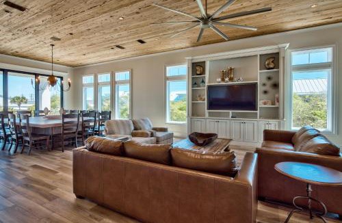 Frangista Beach House | Soggy Dollar
