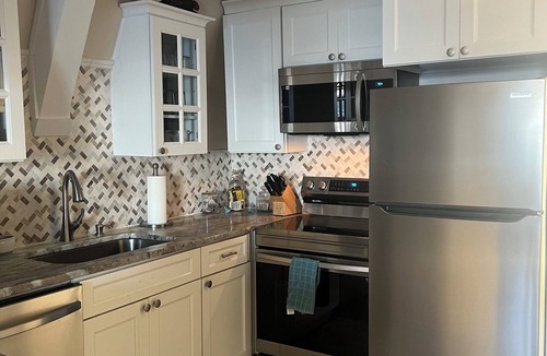 Royal Lagoons House | Sol-Mate - 3bdrm/3bath Bayside waterfront Oasis