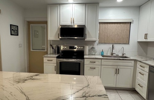 Port Charlotte House | Solar-Powered, Pet & Family Friendly Home with Kayaks in Port Charlotte