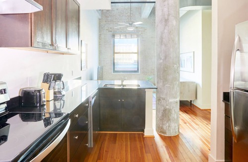 Arts/Warehouse District Apartment | Sonder at Constance Lofts | One-Bedroom Apartment