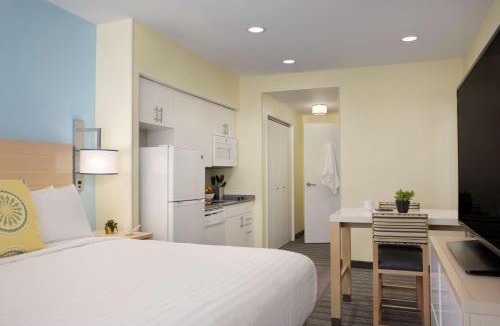 Central Business District Hotel | Sonesta ES Suites New Orleans Downtown