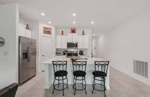 Port Charlotte House | Soothing 3-bedroom 2 bath pet friendly house