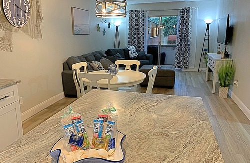 Mary Esther Condo | Soundside 2 Bdr Condo *Pool & dock