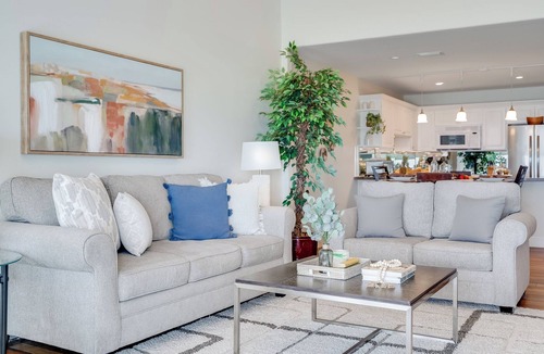 Upper Grand Lagoon House | South Point Marina! Bay Point + Views, Golf, Neons