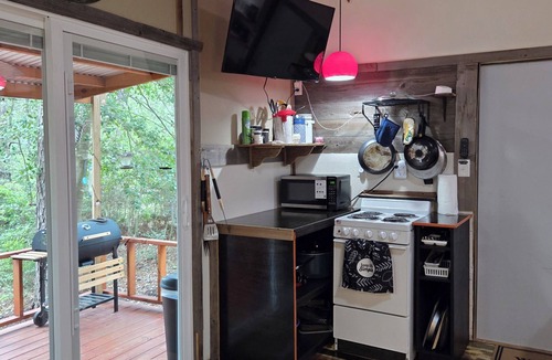 South Toledo Bend House | South Toledo Bend Waterfront Guest House w/Fishing pier/dock, firepit, pets ok