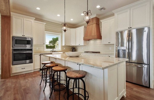 Old Town House | Southern Charm- Beach Town Paradise with Pool