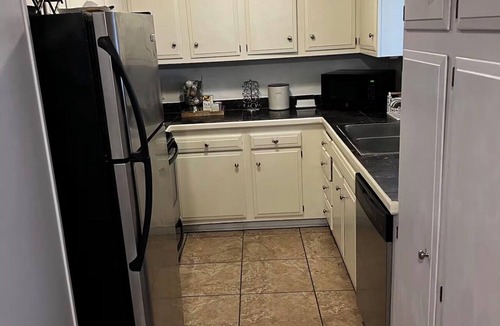 Lake Charles House | Southern Charm- pets allowed! 2 miles from Casinos